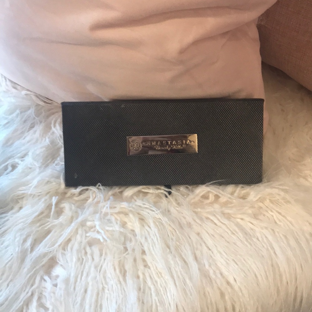 Anastasia Self- Made Eyeshadow Palette